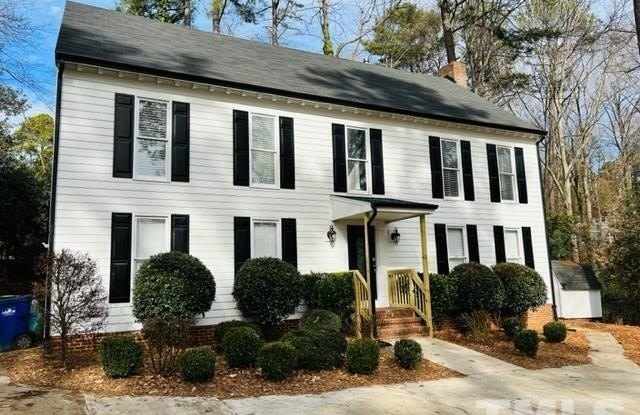 2112 N Hills Drive