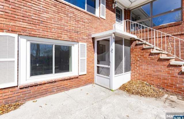 154 Ames Street