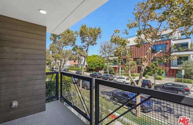 715 North Alfred Street