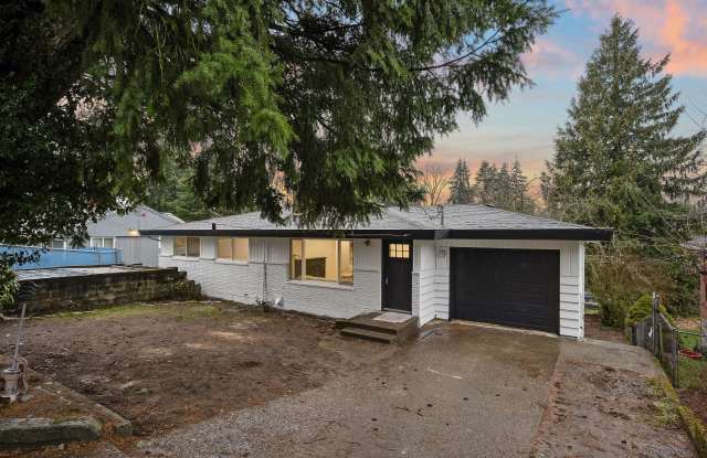 11823 12th Avenue South - 11823 12th Avenue South, Riverton, WA 98168