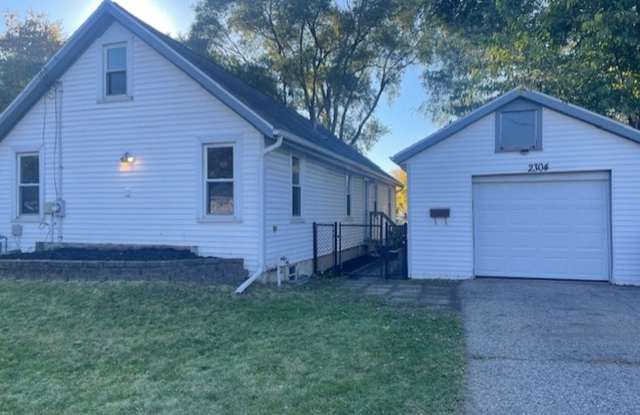 Photo of Unique Home in Downtown Middleton