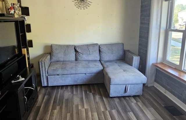 44 Brotherhood Street