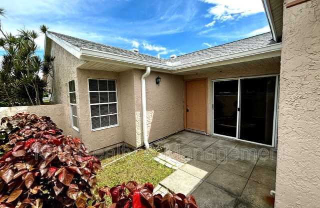 1495 Malibu Circle NE