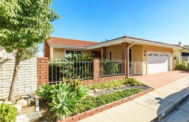 Photo of 3923 Mesa Street