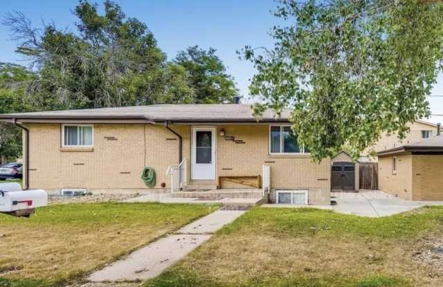 Photo of 9050 Elm Court - 2