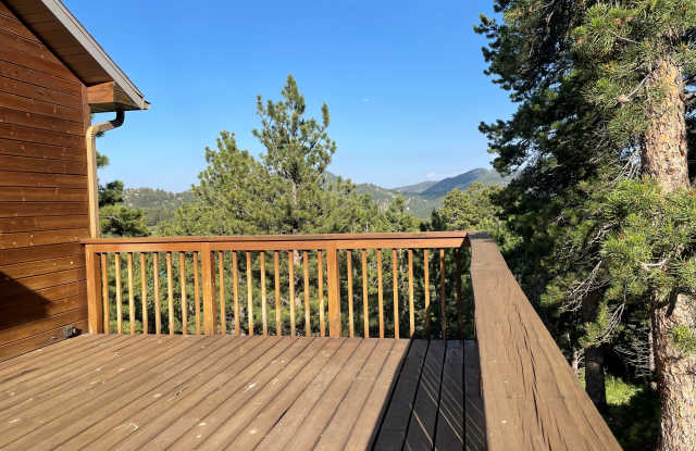 687 Crescent Lake Road