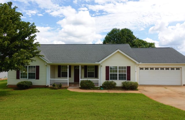 111 Middlebrook Lane - 111 Middlebrooke Lane, Spartanburg County, SC 29385