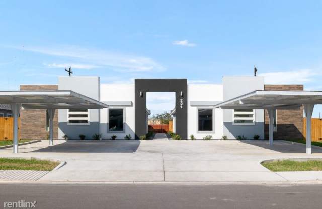 305 W Rutherford Ave