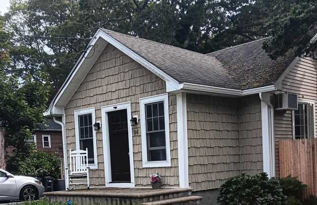 Photo of 94 New York Avenue