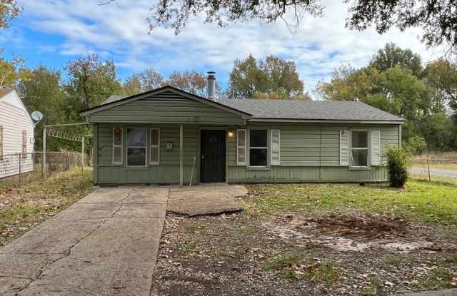 3302 Clarke Blvd - 3302 Clarke Boulevard, Shreveport, LA 71109