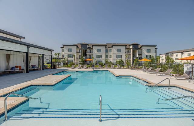 Atlantic Breeze Apartments