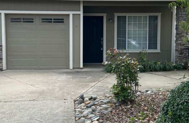 1636 Sierra Gardens Drive Unit B - 1636 Sierra Gardens Drive, Roseville, CA 95661