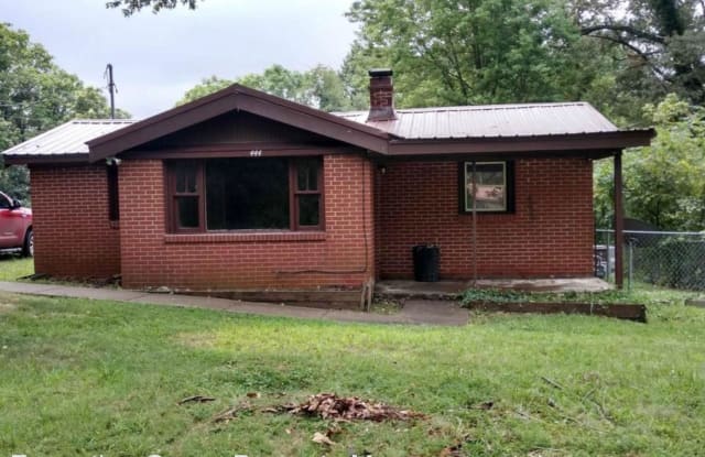 444 W. SPRING STREET - 444 West Spring Street, Radcliff, KY 40160