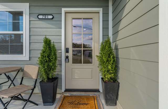 NEW Construction Townhome in Shelbyville...AVAILABLE NOW!