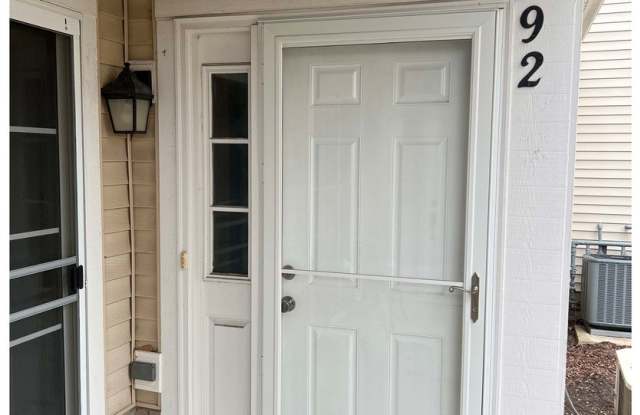 92 Creston Circle