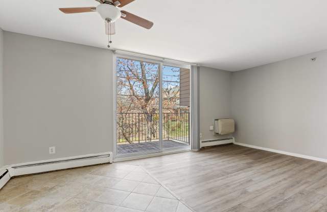 450 Green Apartments