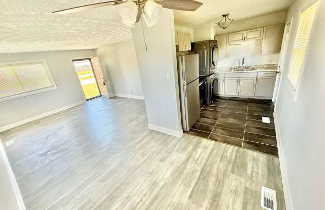 ***3 Bed Ranch with off-street parking and large yard!