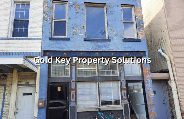 109 1/2 E. 9th St.