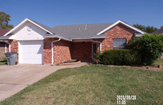 4015 SW Mesquite Drive - 4015 Southwest Mesquite Drive, Lawton, OK 73505