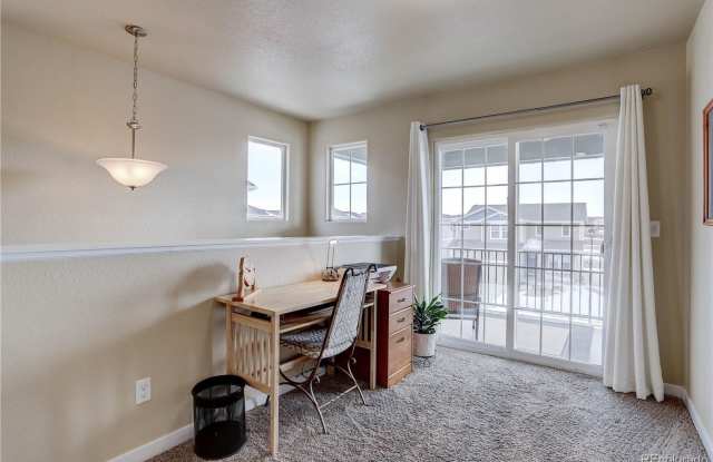 Beautiful 3 Bedroom 3 Bath Home Available for Rent!