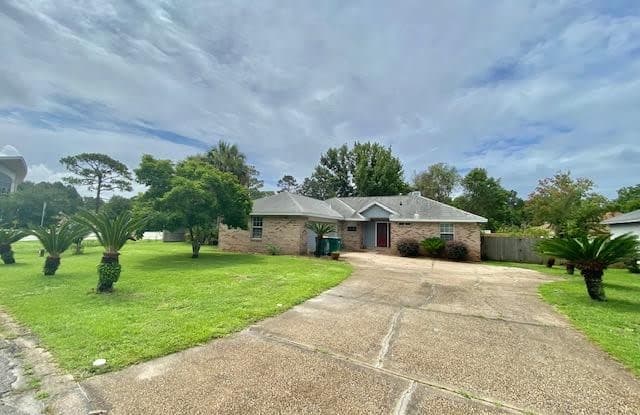 101 Meadow Woods Lane - 101 Meadow Woods Lane, Okaloosa County, FL 32578