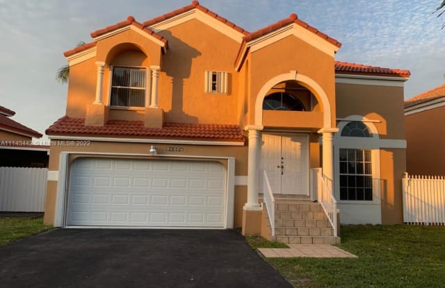 12447 NW 7th St - 12447 Northwest 7th Street, Tamiami, FL 33182