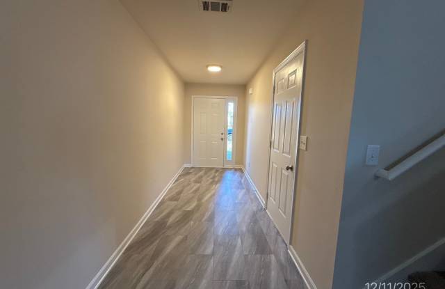 1122 McConaughy Court