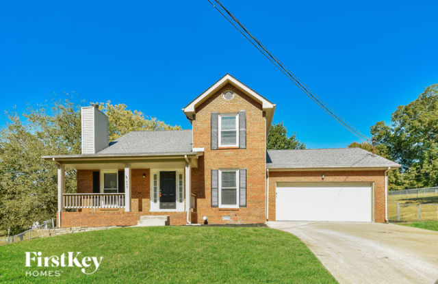 609 West Creek Drive - 609 West Creek Drive, Clarksville, TN 37040