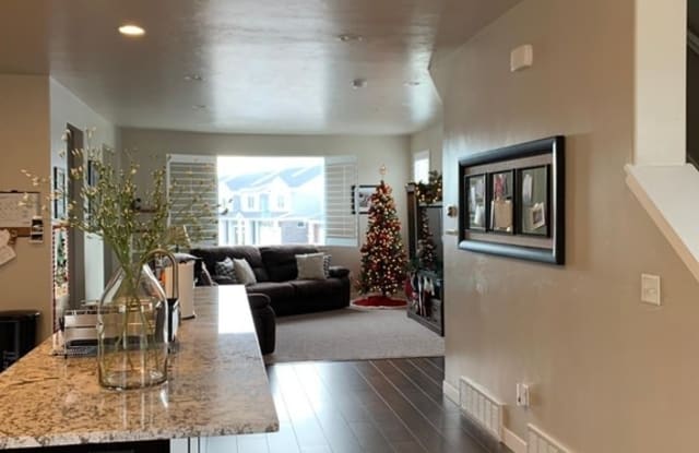 3688 Golden Sky Lane - 3688 W Golden Sky Ln, South Jordan, UT 84009