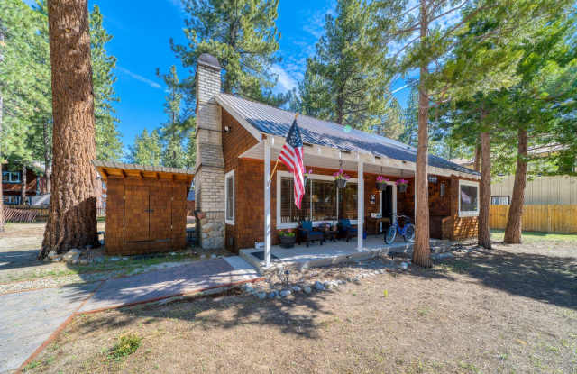 Photo of Lovely home with lake views available for a 3-6 month Seasonal Lease! Call me to inquire today!