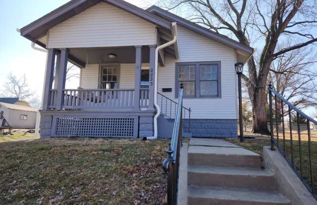 Handsome, updated 2BR Bungalow with 1 Car gar - 2223 Southwest Kensington Court, Topeka, KS 66606