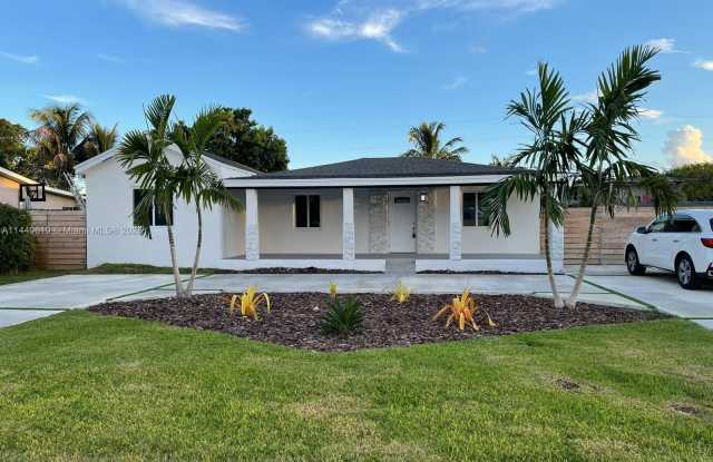 6820 SW 19th Ter - 6820 Southwest 19th Terrace, Coral Terrace, FL 33155