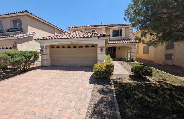 10900 Royal Highlands Street