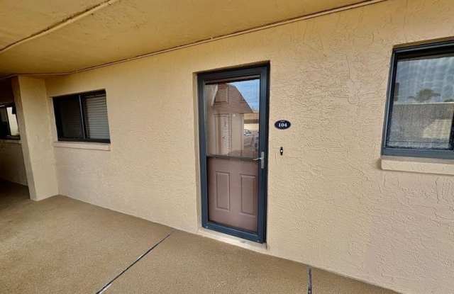 8500 Ridgewood Avenue unit: 1-104