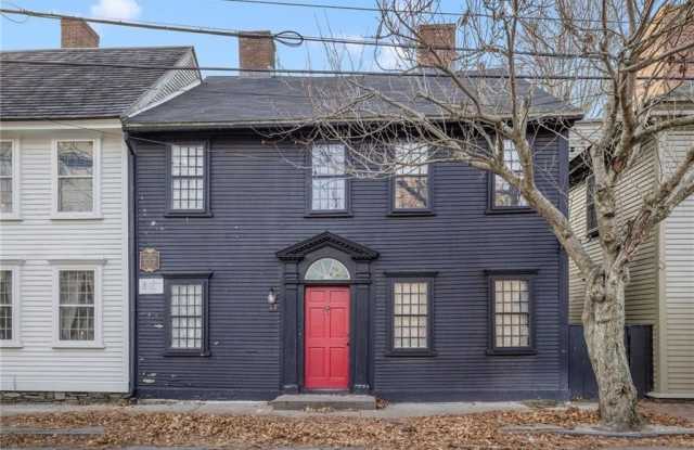 Photo of 73 Thames Street unit: 1