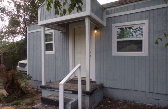 Great re-do, totally electric water included in rent