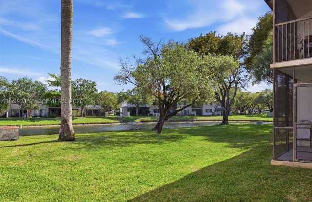 9994 Nob Hill Ct