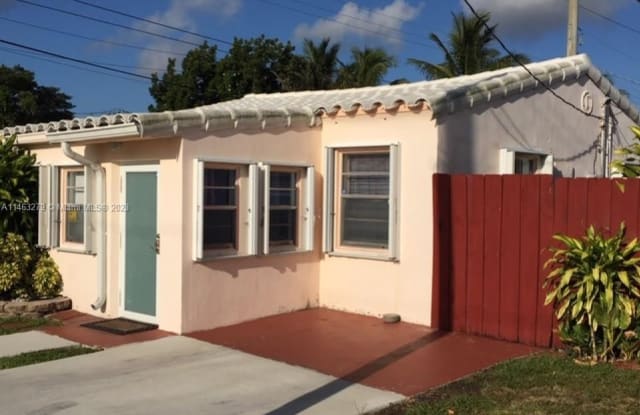 1320 N 22nd Ave - 1320 North 22nd Avenue, Hollywood, FL 33020