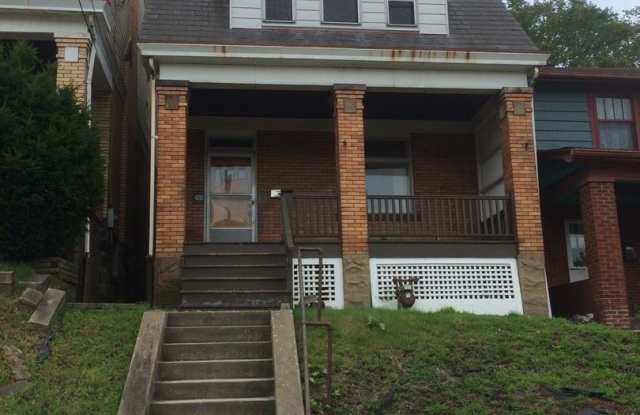 426 Iberia - 426 Iberia Street, Pittsburgh, PA 15211