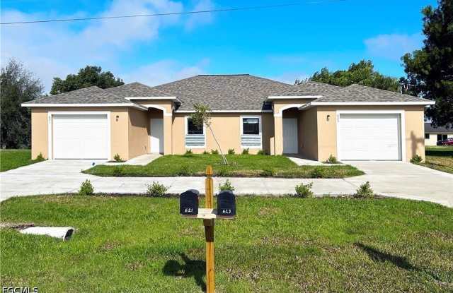 605 SE 14th Street