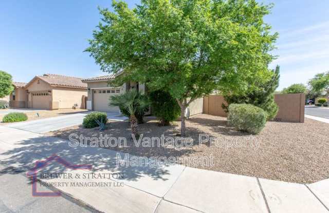 42607 W Centennial Ct