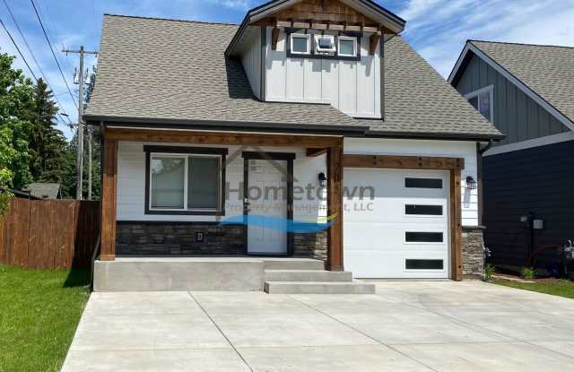 Photo of Beautiful Brand New Custom Craftsman Home in Coeur d'Alene with 2 Bedrooms and 1.5 Bathrooms!