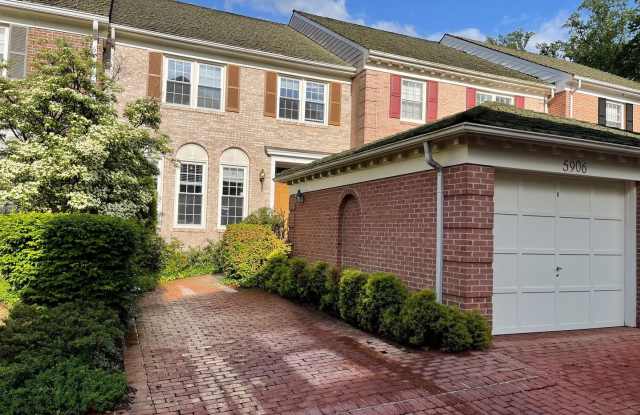 5906 MAPLEWOOD PARK PL
