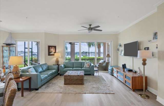 1255 Riverscape Street