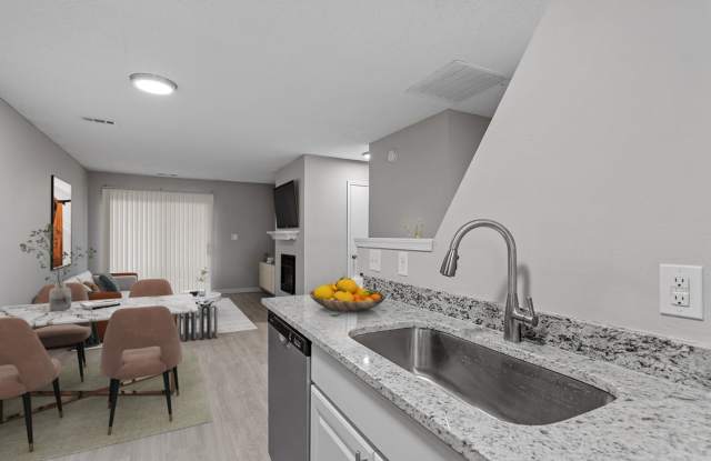 $1000 in Rent Savings + Lifestyle Bonus at Sandlin Branch !!