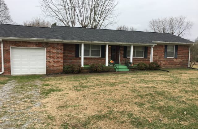 3003 Mcintire Dr - 3003 McIntire Dr, Columbia, TN 38401