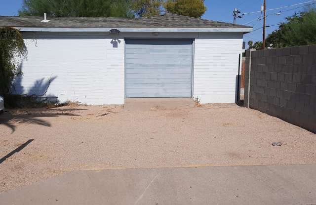 1804 W Roma Ave. - Guest House