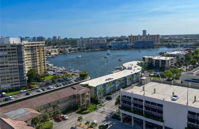 2602 E HALLANDALE BEACH BLVD