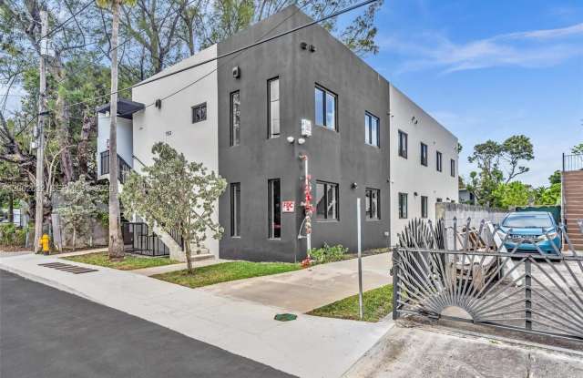 753 Northwest 30th Street