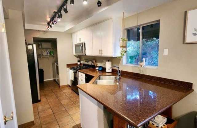 104 Boysenberry Lane